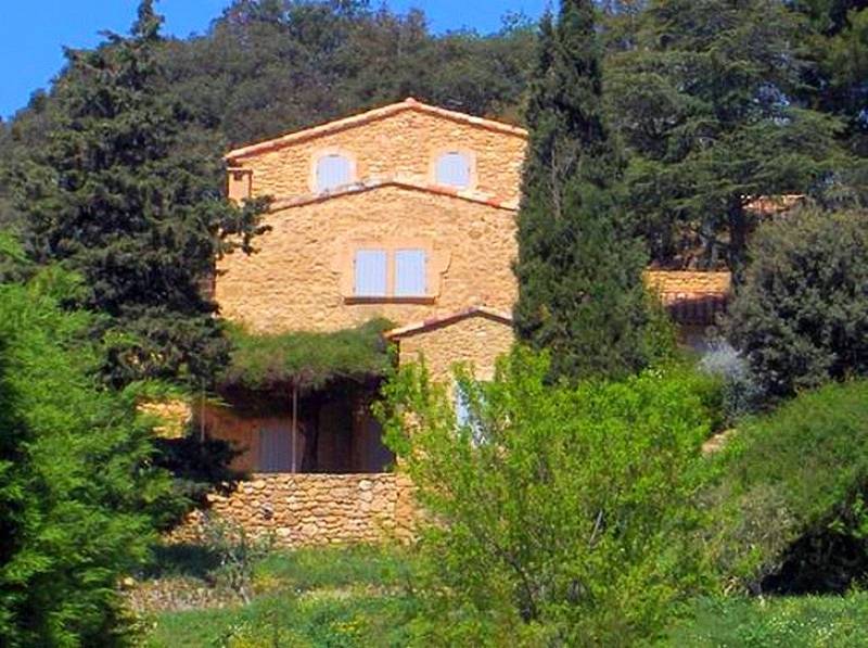 Fabricants de volets provençaux en bois depuis une dizaine d’années