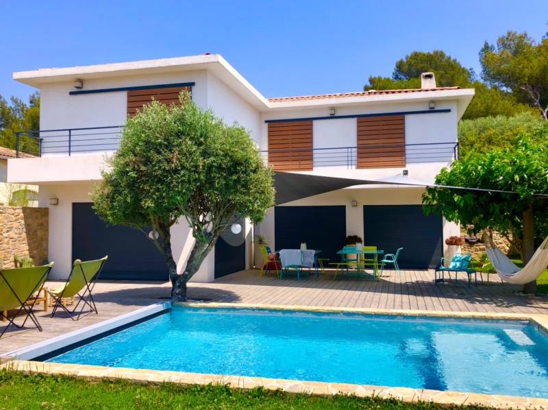 Réalisation de volets coulissants et livraison à Sanary sur mer