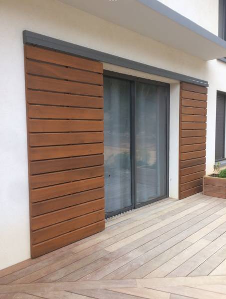 Fabrication de volets coulissants pour un client de Sanary sur Mer