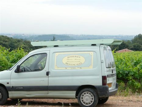 Pose de volets provençaux à Montpellier