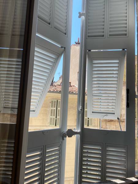 Fabricants de volets persiennes niçois à portissol à Marseille